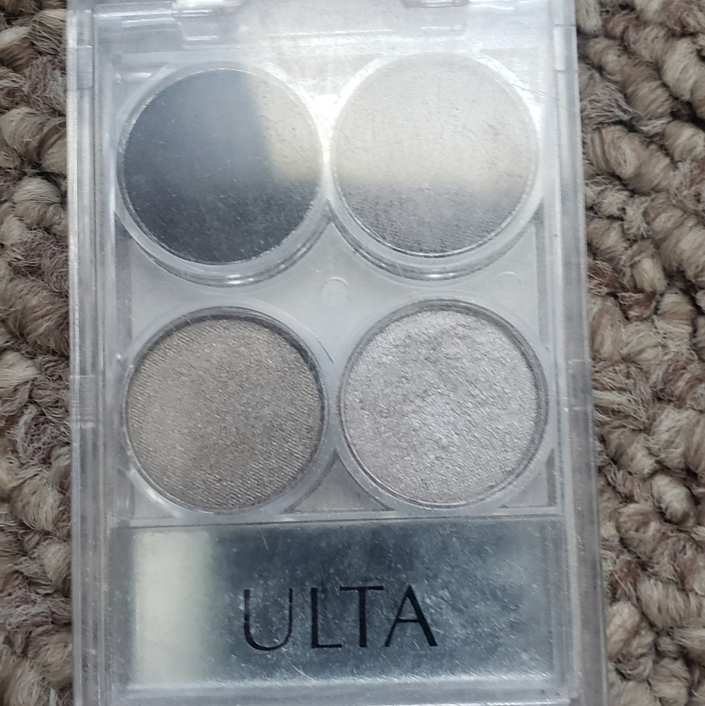 ulta glamor girl eye quad